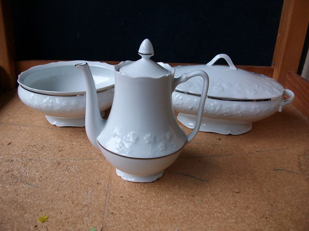 Vaisselle en porcelaine de Sologne-Neuf Cuisine