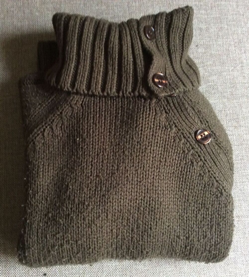 Pull marron col roul&eacute; &agrave; boutons (Etam) Vêtements