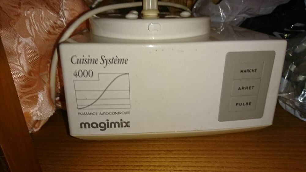 robot de cuisine MAGIMIX 4000 Electroménager