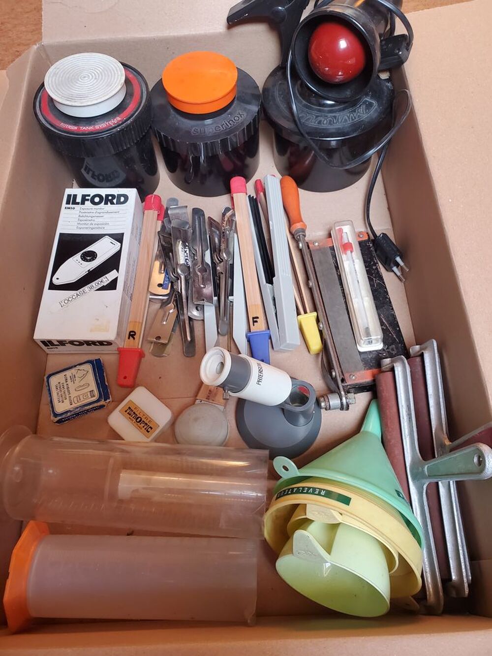 Labo photo argentique quasi complet Photos/Video/TV
