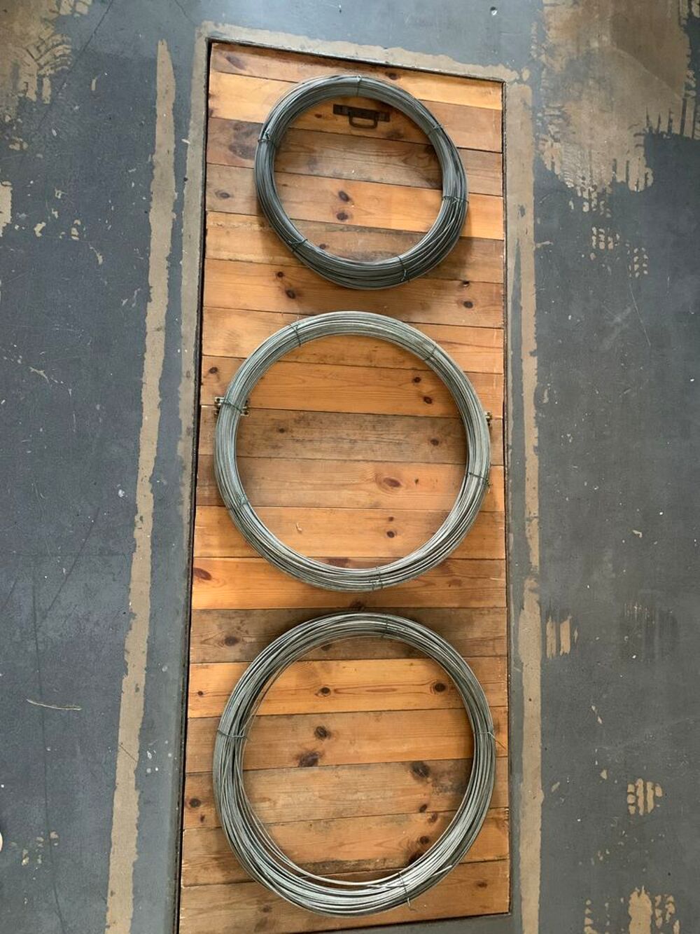Fil d'acier galvanis&eacute; Bricolage