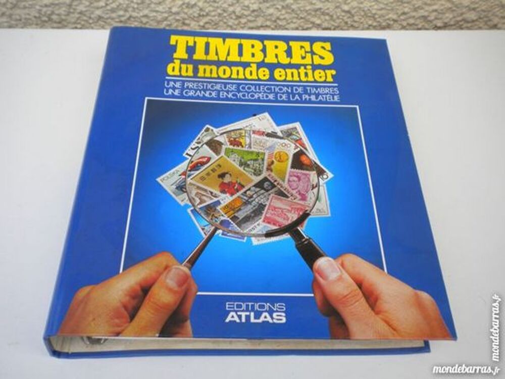 ALBUM-CLASSEUR Timbres-Poste du Monde entier 