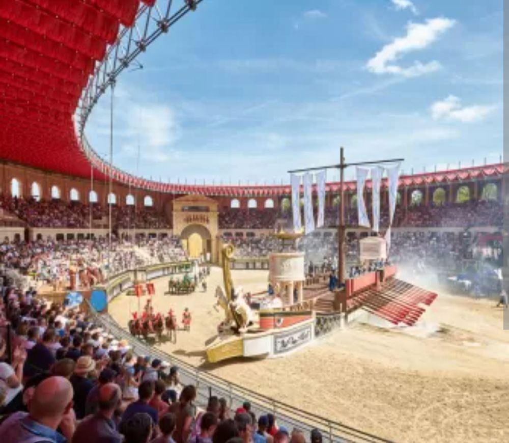 Billets Puy du fou 27/07 + 28/07 + cin&eacute;sc&eacute;nie + pass &eacute;motion Billetterie