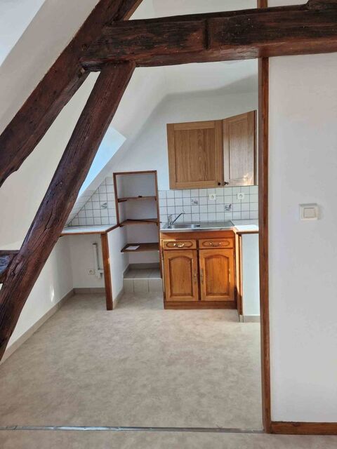   T2, 28 M2, proche Compi�gne  Appartement - 2 pi�ce(s) - 28 m�