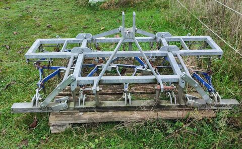 Herse trois points pour micro tracteur 850 Breux-sur-Avre (27)