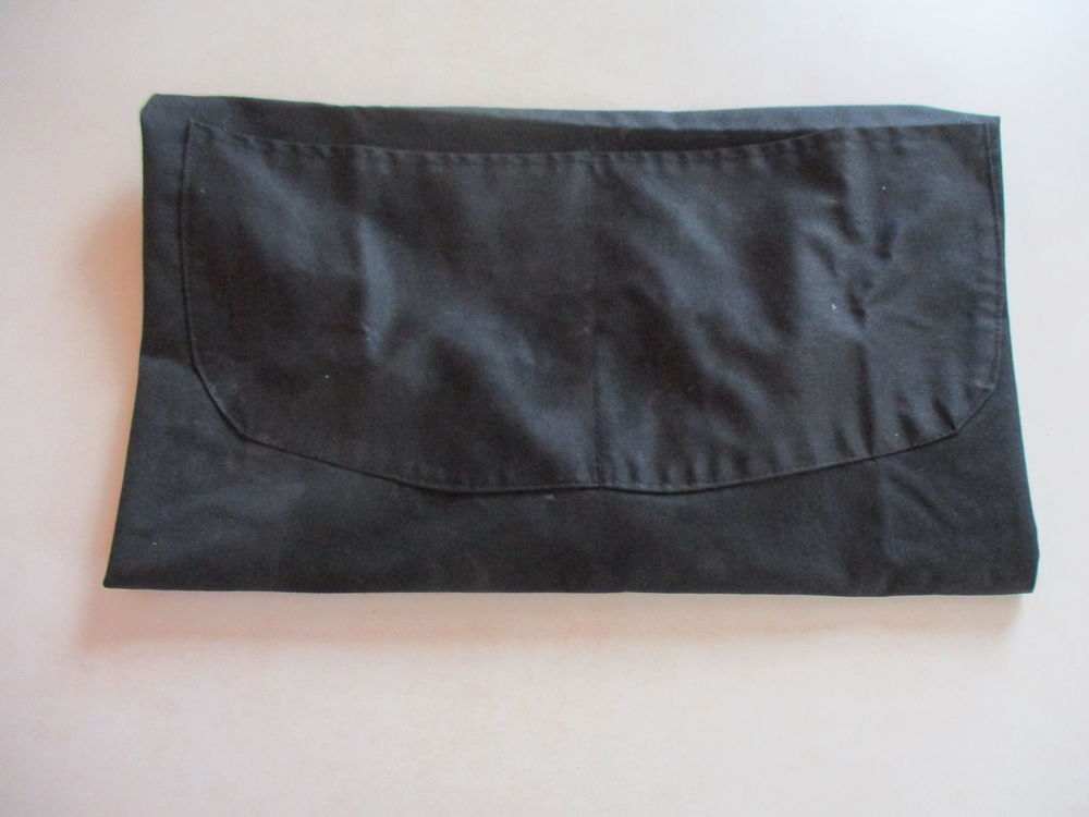 Tablier de cuisine
Bon &eacute;tat
Taille&nbsp;: 1 Cuisine
