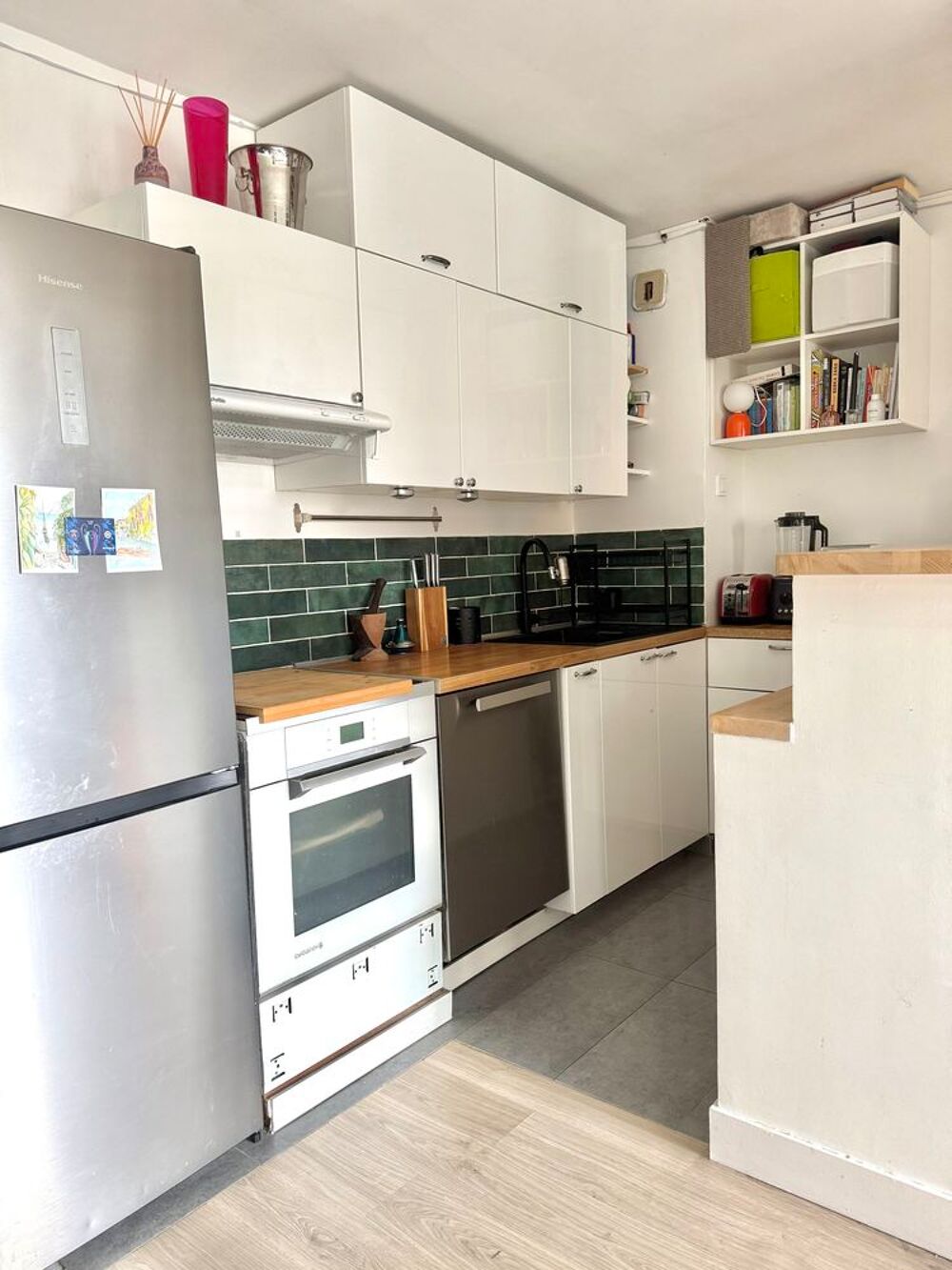 Vente Appartement Grand Studio renove avec balcon Paris 20e Paris 20
