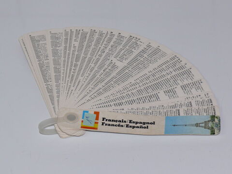 Dico touristique fran�ais-espagnol 1 Saintes (17)