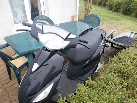 Pi&egrave;ces et &eacute;quipements Moto - Scooter - Quad Pi&egrave;ces et &eacute;quipements Moto - Scooter - Quad  occasion Abilly 37160