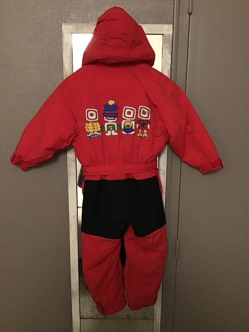 Combinaison sport d'hiver gar&ccedil;on ou fille 3/4 ans Vêtements enfants