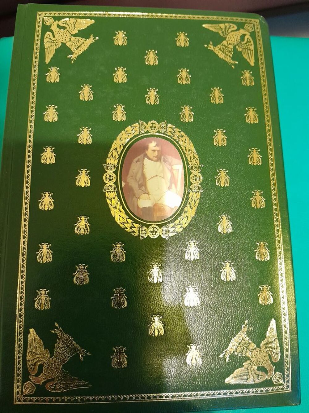 Une collection de 8 volumes de NAPOLEON par Max Gallo Livres et BD