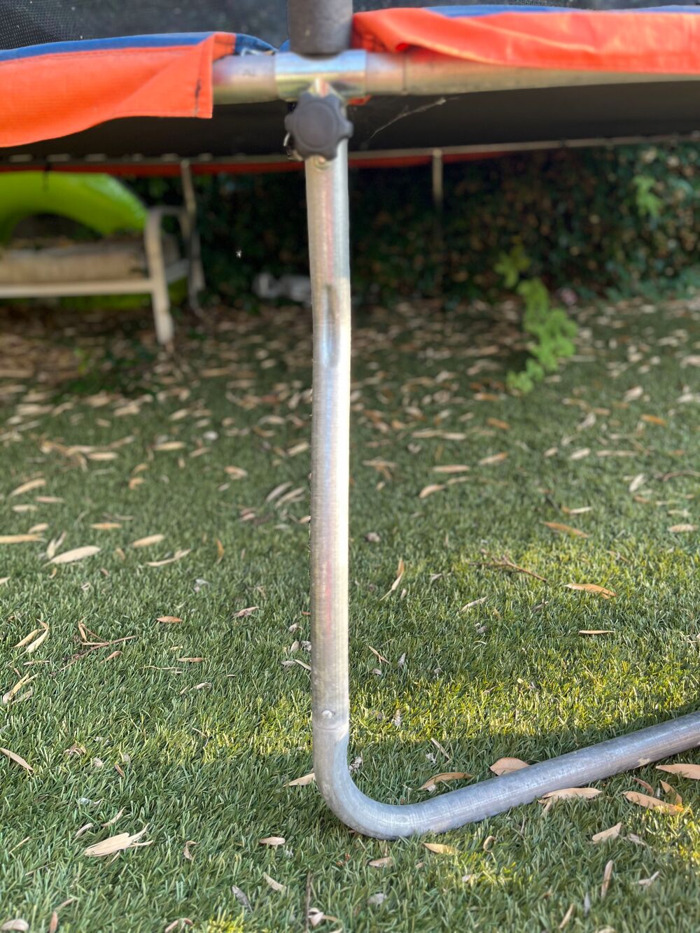 trampoline de 3m tr&egrave;s bon &eacute;tat Jardin