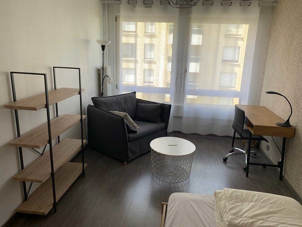 Location Appartement Magnifique T1Bis rénové 28m2 Reims centre ville Reims