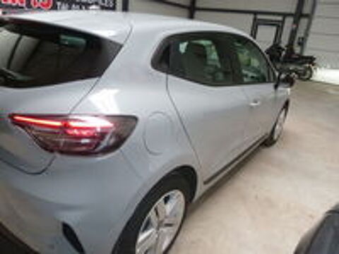 Clio V Clio E-Tech full hybrid 145 GSR2 Evolution 2025 occasion 95300 Ennery