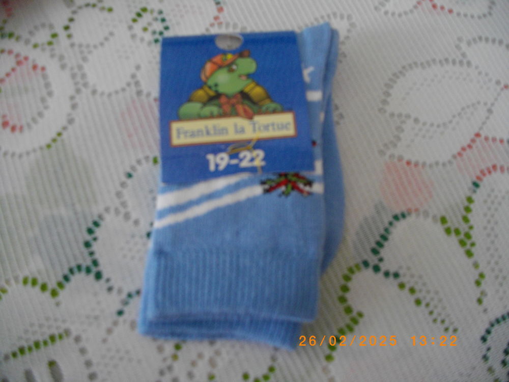 Une paire de chaussettes de "FRANKLIN LA TORTUE" - T. 19/22 Vêtements enfants