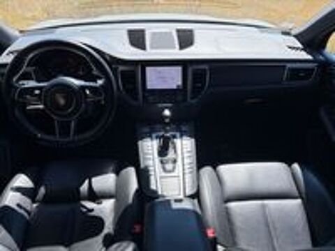 Macan 2.0 250 ch PDK 2017 occasion 30132 Caissargues