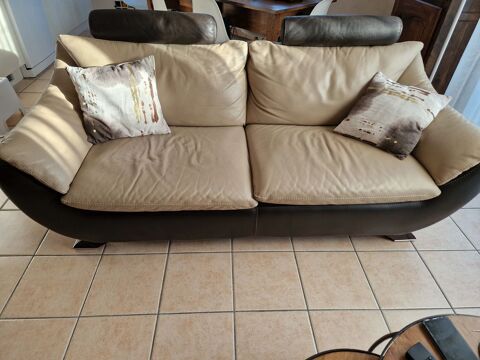 Canap en cuir 3 places 200 pagny Metz Tessy (74)