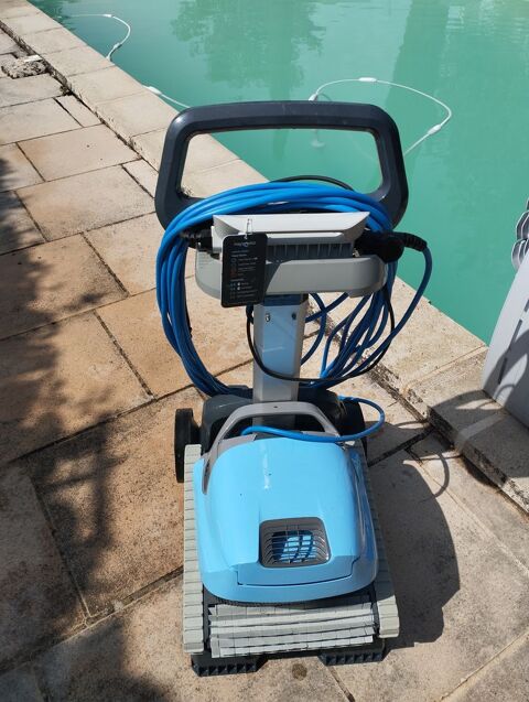 ROBOT PISCINE MAYTRONICS Z2C 800 La Chapelle-de-Guinchay (71)