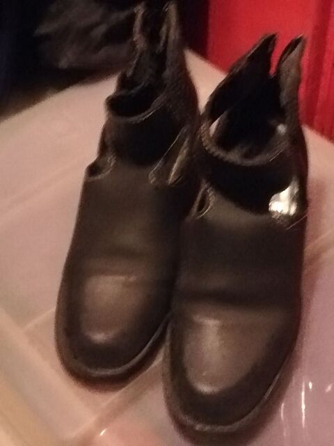 Chaussures rétro vachette  5 Pantin (93)
