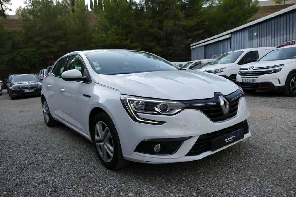 Megane IV M&eacute;gane IV Berline dCi 110 Energy eco2 Business 2017 occasion 13600 La Ciotat