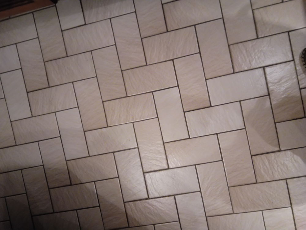 Carrelage r&eacute;tro ann&eacute;es 80/90 Bricolage