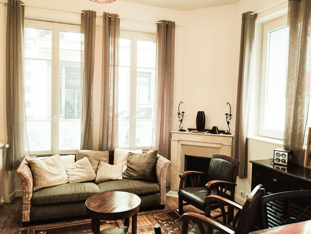   Bel appartement lumineux avec chambre, plein centre, RDC Auvergne, Mont-Dore (63240)