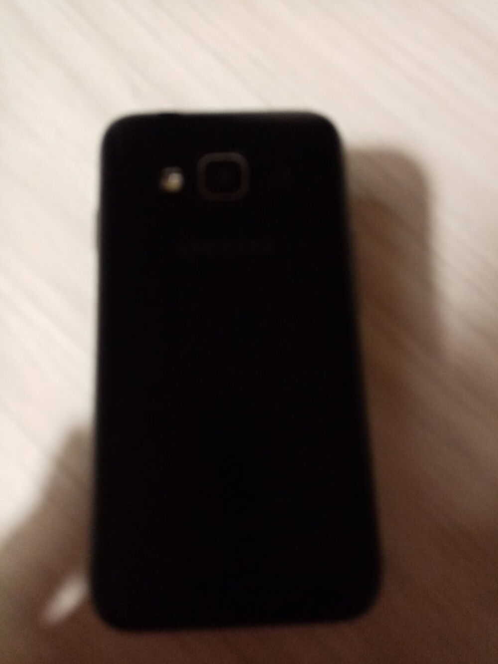 T&eacute;l&eacute;phone portable Samsung galaxi J1 mini prime noir Téléphones et tablettes