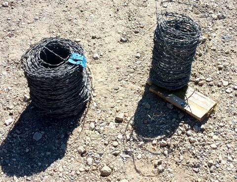 rouleau fil de fer barbele 100 et  35 metres 25 Saint-Jean-de-Fos (34)