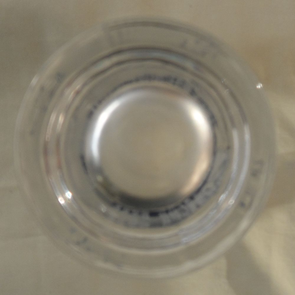 Verre &agrave; bi&egrave;re haut 1664 tr&egrave;s d&eacute;cor&eacute; le logo 1664 est grav&eacute; Cuisine