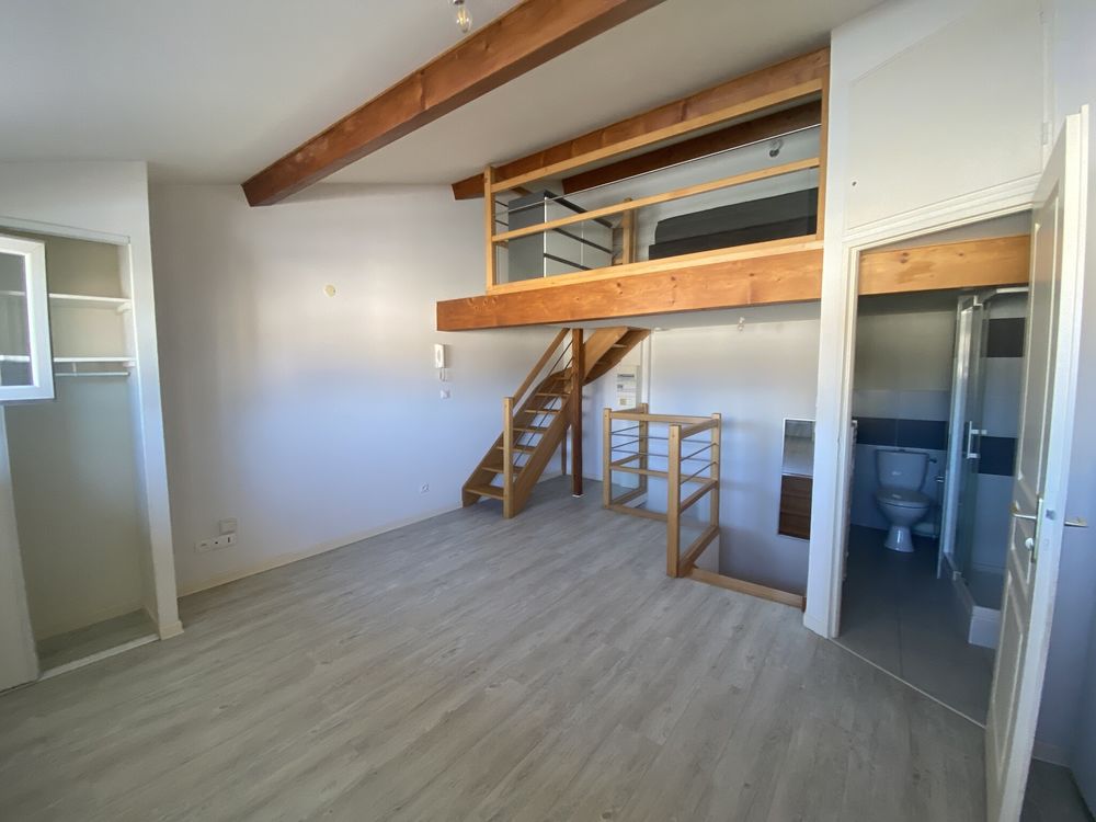 Vente Immeuble IMMEUBLE A VENDRE - PLACE SAINT-JEAN A VALENCE Valence