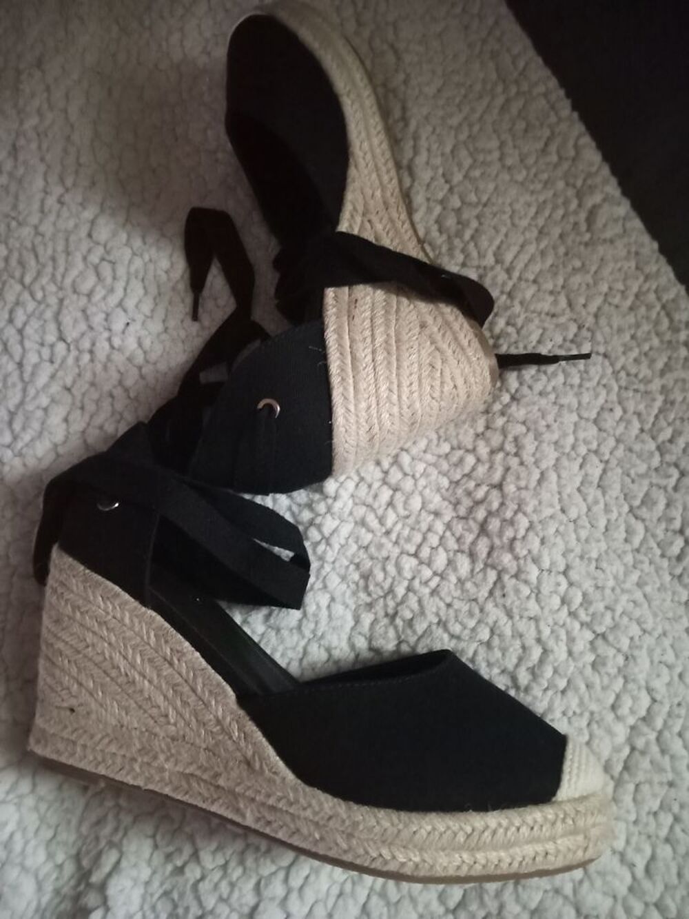 Chaussures noires femme Chaussures