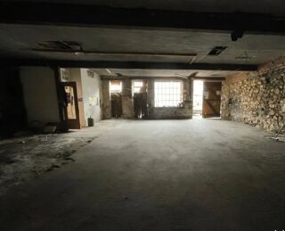  Parking / Garage à vendre 110 m²