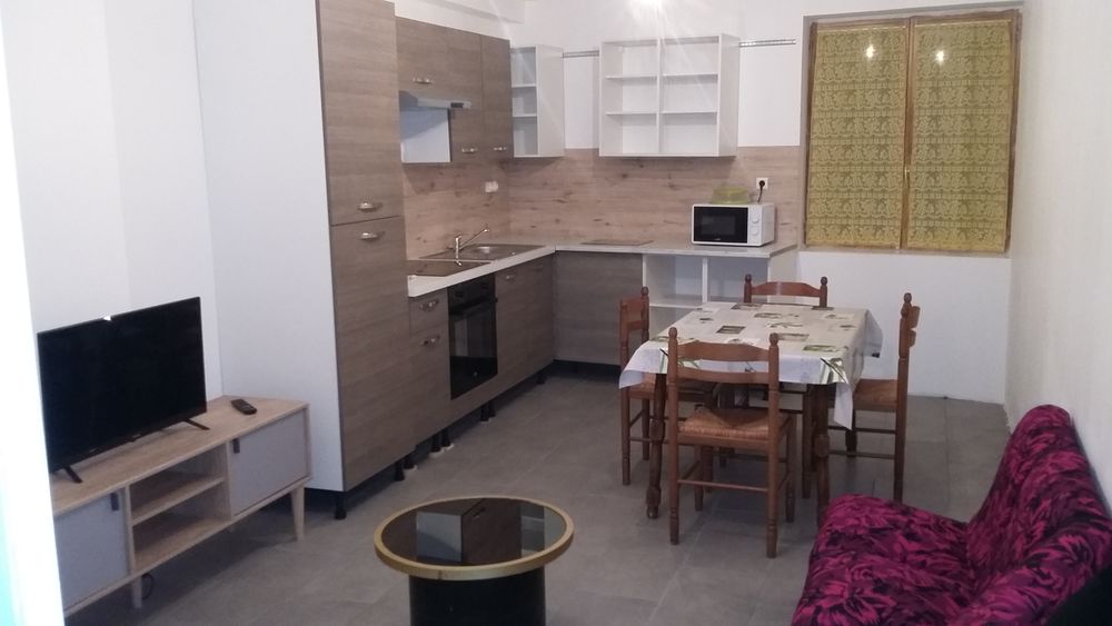Location Duplex/Triplex Duplex Meublé Montbellet