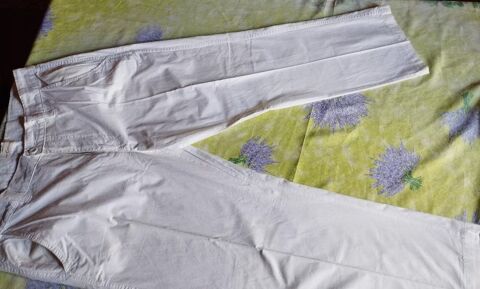 Pantalon Blanc - Homme - Taille: 44 - Parfait �tat - 15 Clermont-Ferrand (63)