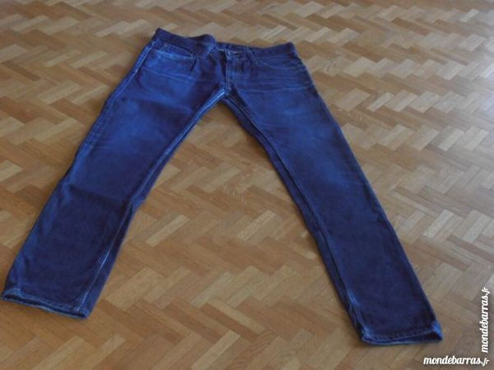 Jean Teddy Smith (V9) Vêtements