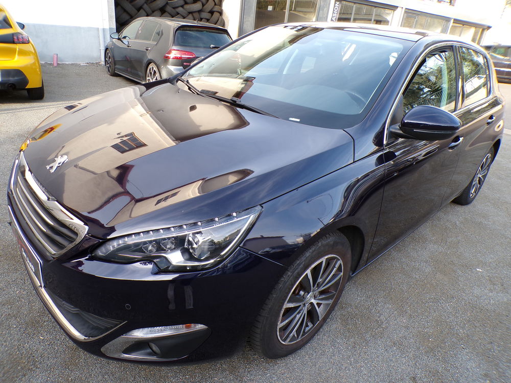 308 1.2 PureTech 130ch S&S BVM6 Allure 2016 occasion 42300 Roanne