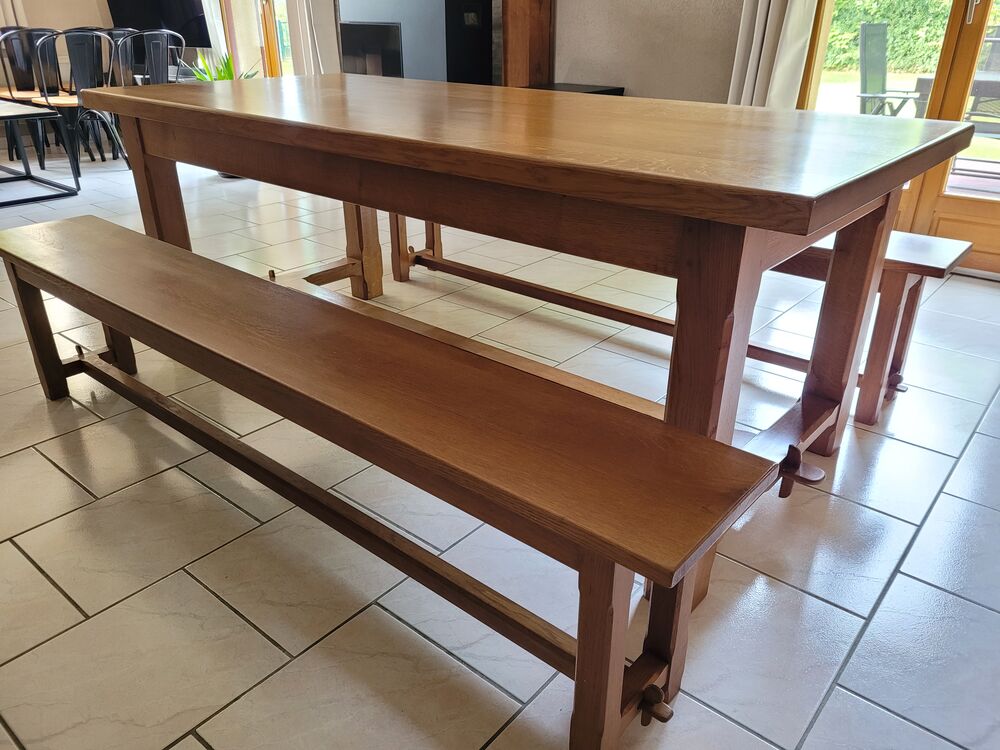 Table ch&ecirc;ne massif + bancs et rallonges - Etat impeccable Meubles