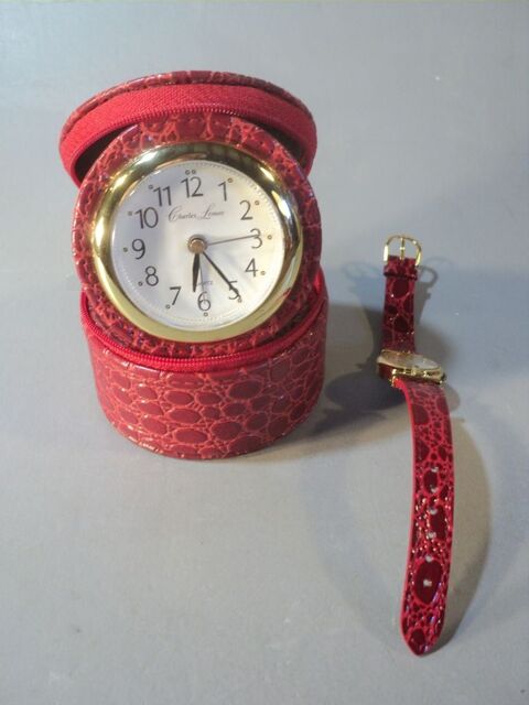 Trousse de Voyage R�veil Montre Femme Vintage Charles Leman 10 Loches (37)