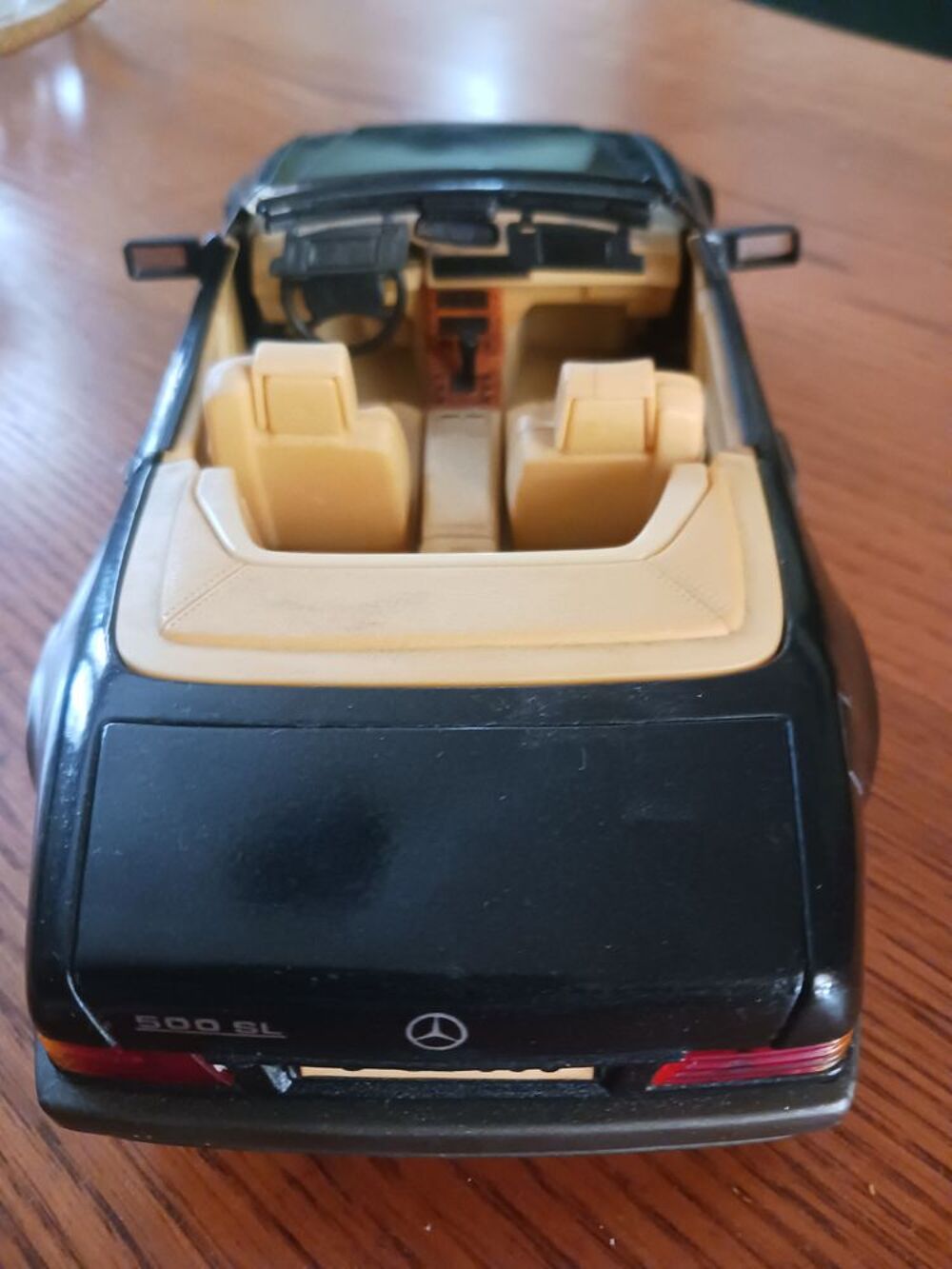 MAQUETTE MERCEDES 1 \ 18 &eacute;mes . 