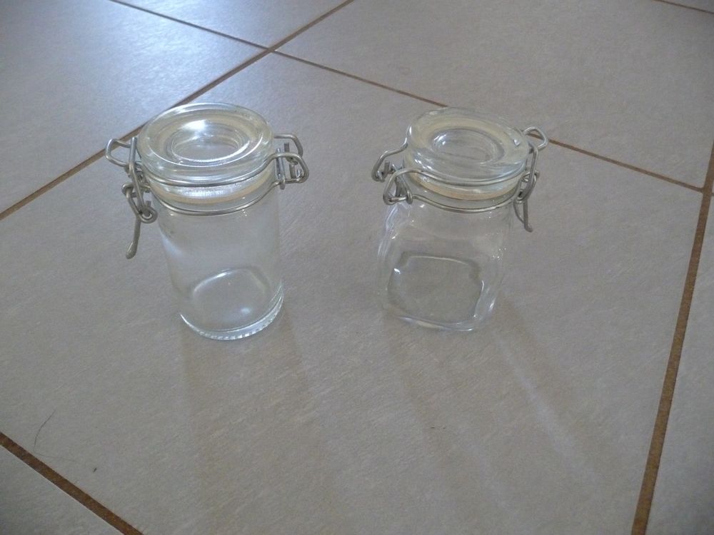 2 petits bocaux en verre Décoration