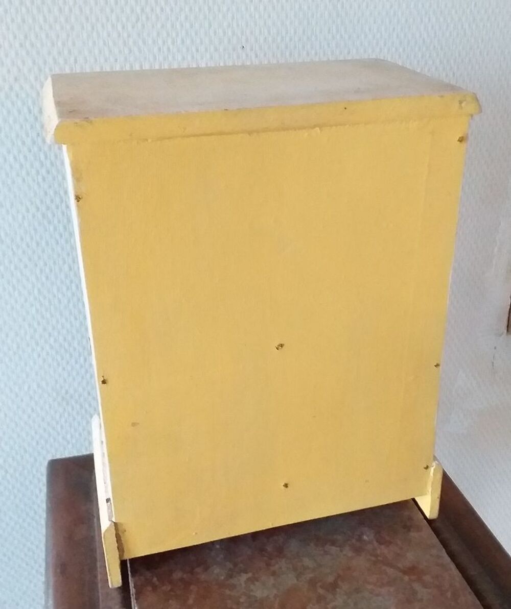 Mobilier, ancien buffet de cuisine miniature en bois, vaisselier Jeux / jouets