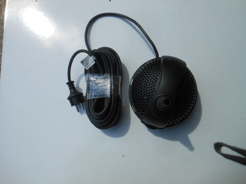 Pompe pour bassin 2500 l/h - 220veff Vinay (38)