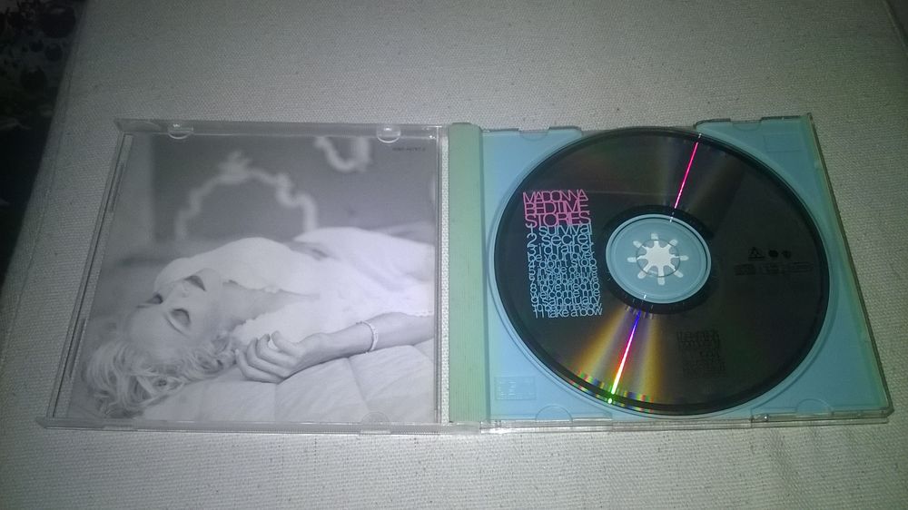 CD Madonna
Bedtime Stories
1994
Bon etat
Survival
Secret CD et vinyles