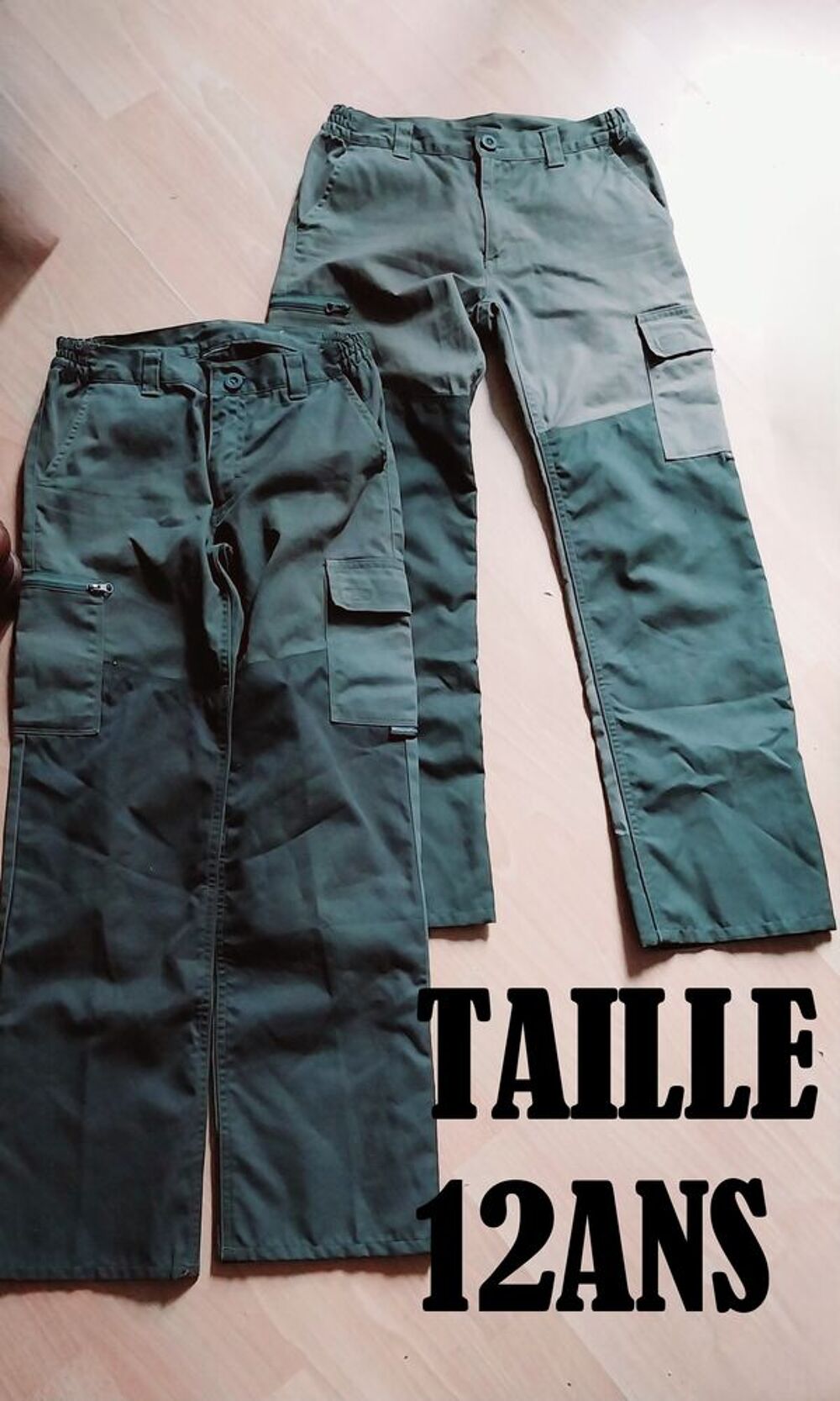 Pantalons Treillis tr&egrave;s bon &eacute;tat Diff&eacute;rentes tailles Vêtements