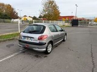 206 1.4 HDi Executive 2005 occasion 35000 Rennes