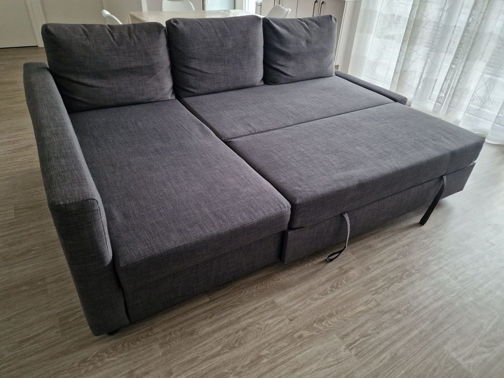Canap&eacute; Friethen Ikea gris Meubles