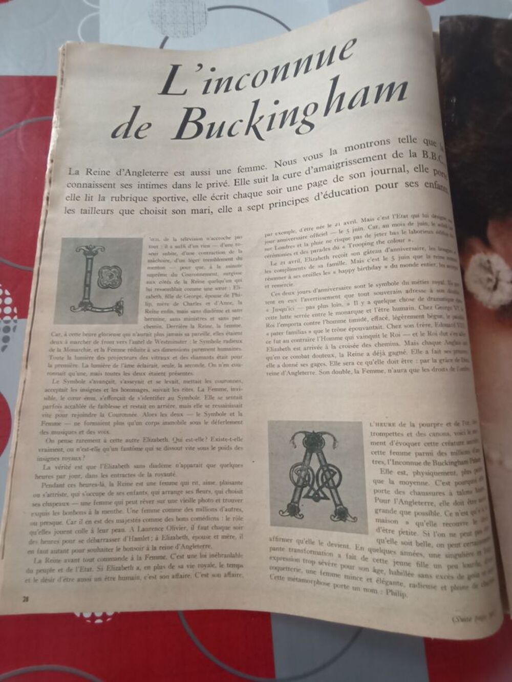 Revues Paris Match Editions Sp&eacute;ciales 