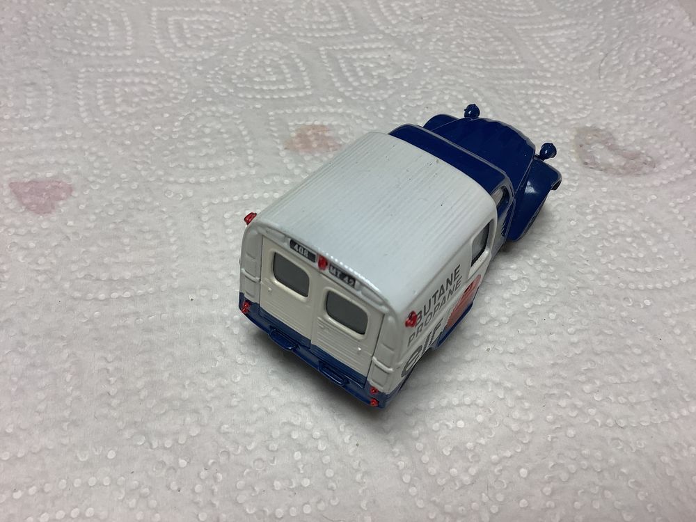 CITRO&Euml;N 2CV FOURGONNRTTE ELF 1/43 voiture miniature 