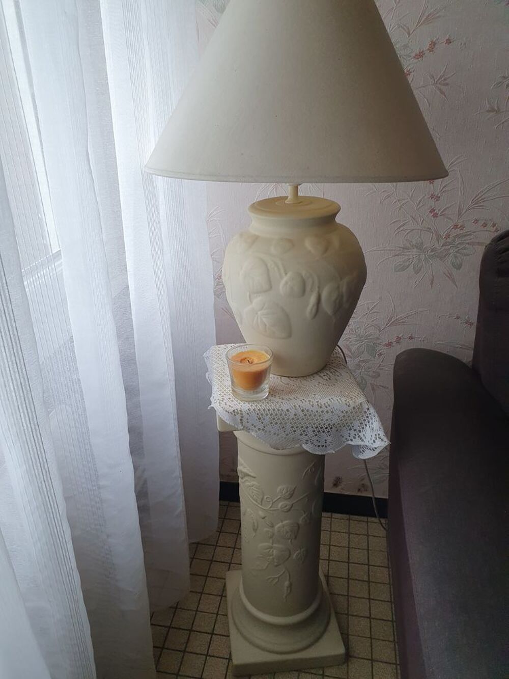 Lampe et colonne Décoration
