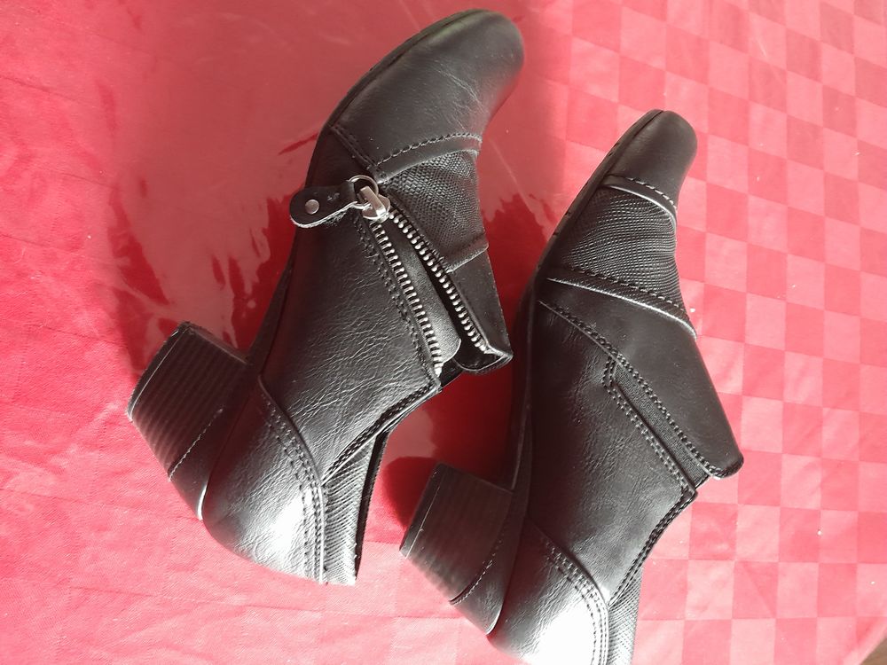 Chaussure cuir style Derbie 
Chaussures